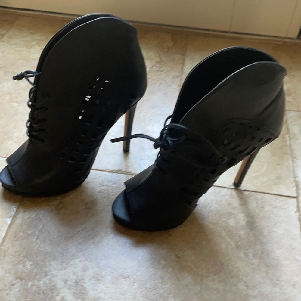 Bebe shoe boots